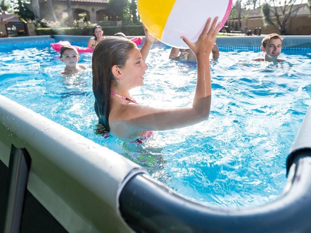 Piscina Desmontable Ultra Frame 549 x 274 x 132 cm, 17.203 litros